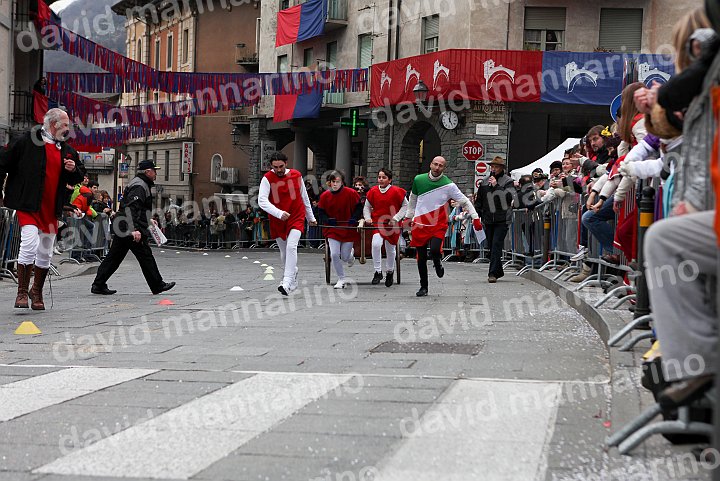 Gara delle Bighe 2011-7876.jpg
